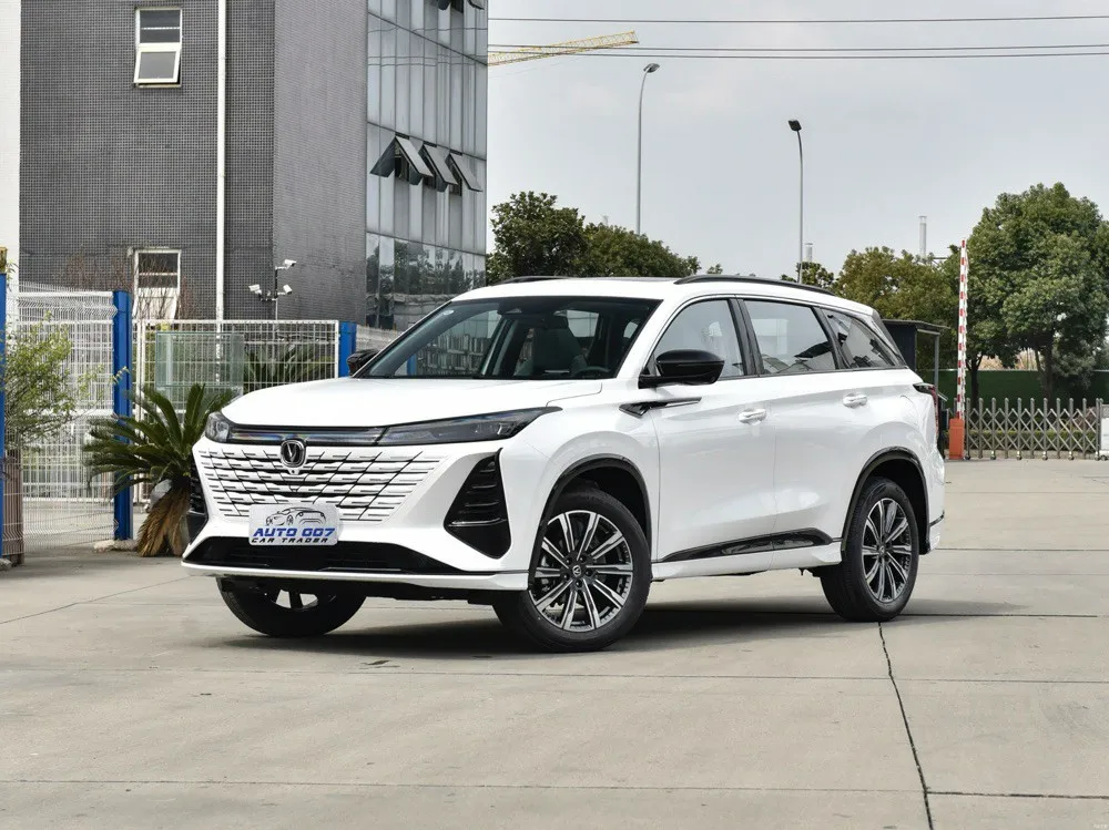 Changan CS75 Plus Benzinauto